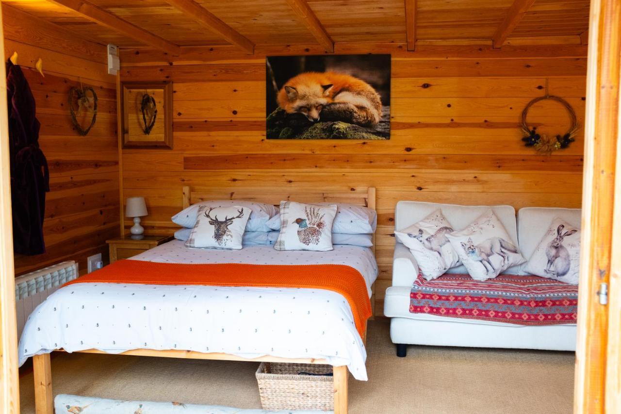 Вилла Moors Wood Relaxing ,Tranquil Retreat With Hot Tub Чипенхэм Экстерьер фото